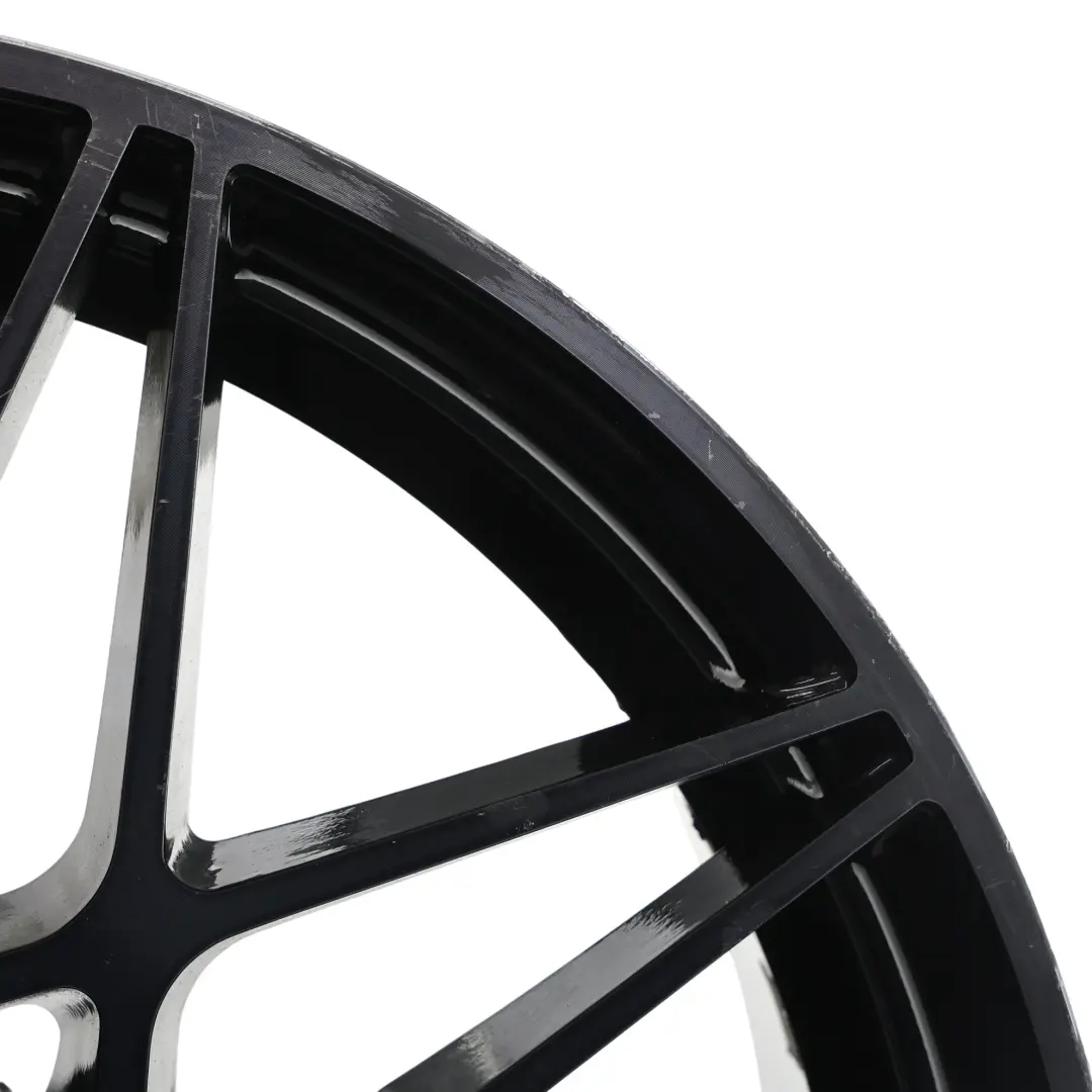 Cerchio In Lega 19" 8.5J 5X120 VIA per BMW F80 M3 con numero di parte BMW-VIA-19-4 BMW F80 M3 Cerchio In Lega 19" 8.5J 5X120 VIA - SKU BMW-VIA-19-4 - Numero di parte BMW-VIA-19-4