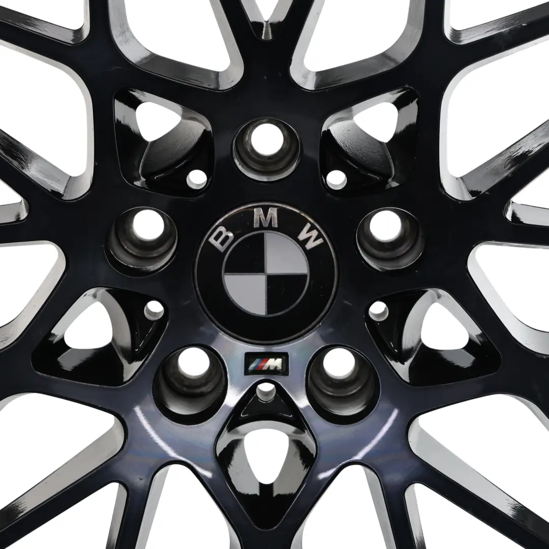 Llanta De Aleación 19" 9.5J 5X120 VIA para BMW F80 M3 con número de pieza BMW-VIA-19-5 BMW F80 M3 Llanta De Aleación 19" 9.5J 5X120 VIA - SKU BMW-VIA-19-5 - Número de pieza BMW-VIA-19-5