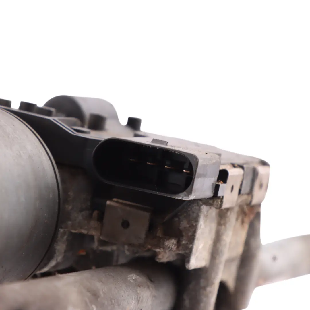 Mk5 Front Windscreen Wiper Linkage Motor System 1K2955119B to VW Volkswagen Golf with Part number 1K2955023D VW Volkswagen Golf Mk5 Front Windscreen Wiper Linkage Motor System 1K2955119B - SKU RHD-1K2955023D - Part number 1K2955023D