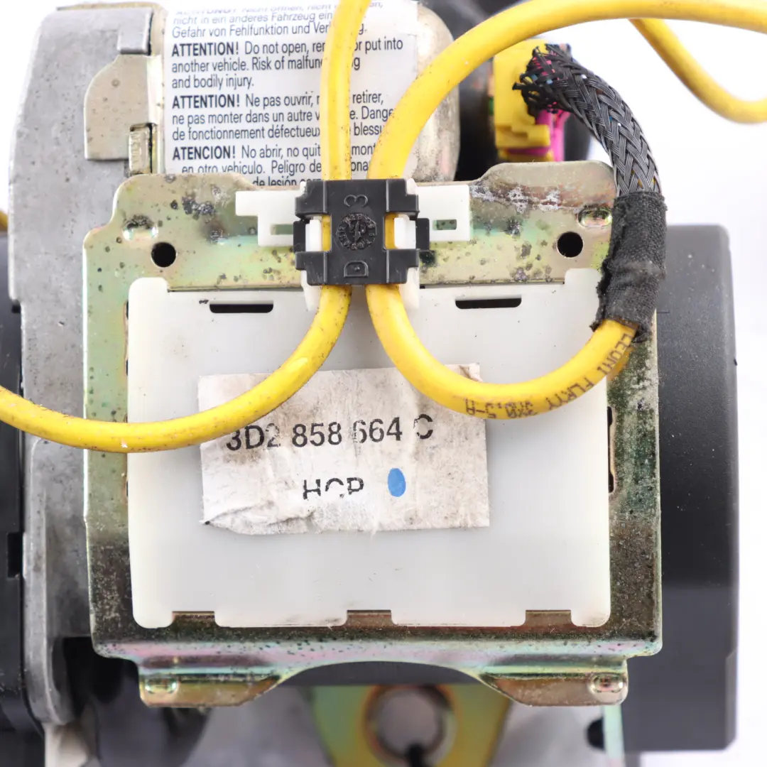 Seatbelt Seat Belt Front Right O/S 600649700 to VW Volkswagen Phaeton 3D with Part number 3D2858664C VW Volkswagen Phaeton 3D Seatbelt Seat Belt Front Right O/S 600649700 - SKU RHD-3D2858664C - Part number 3D2858664C