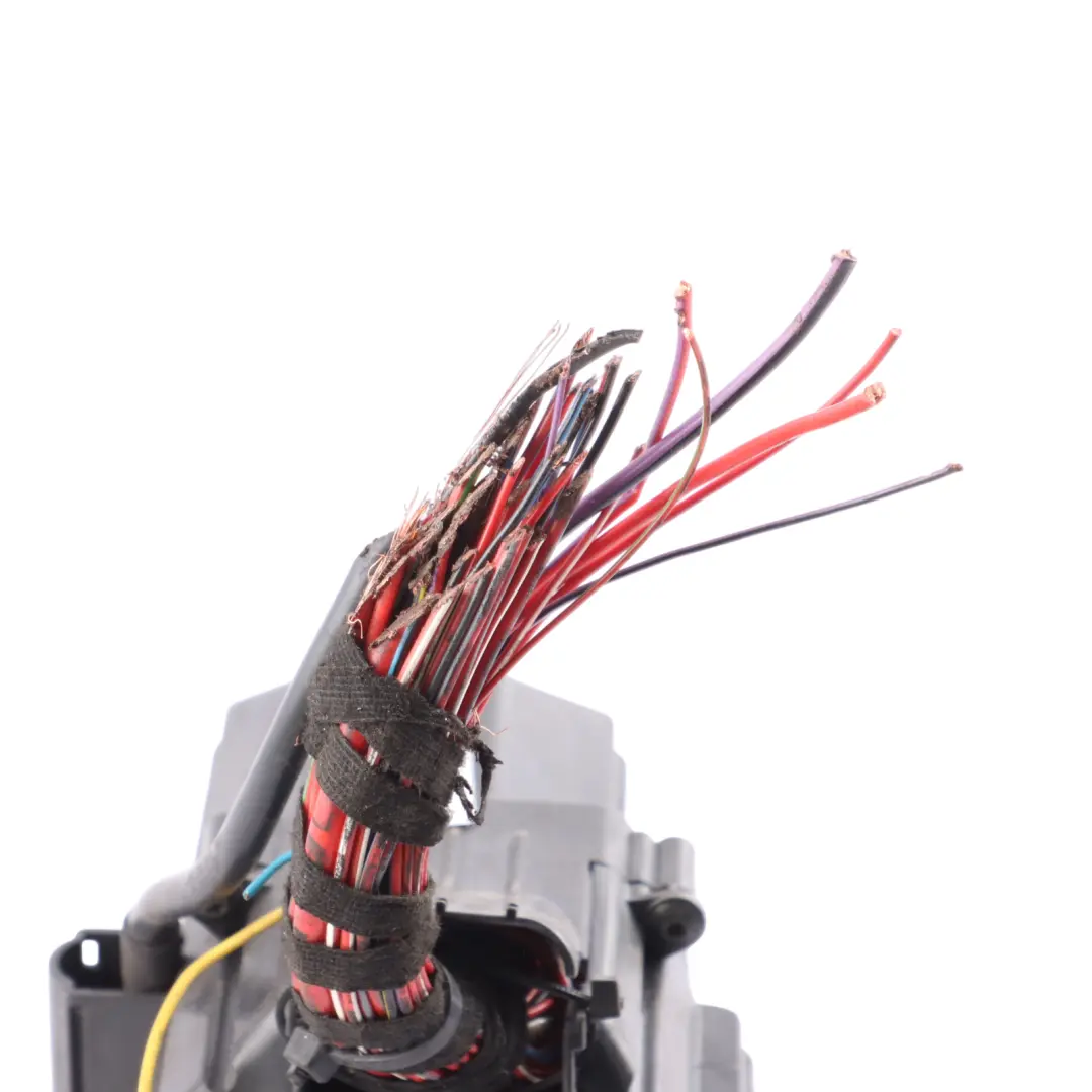 Dashboard Fuse Box Module Box Housing to Volkswagen Phaeton 3D with Part number 3D2937495 Volkswagen Phaeton 3D Dashboard Fuse Box Module Box Housing - SKU RHD-3D2937495 - Part number 3D2937495