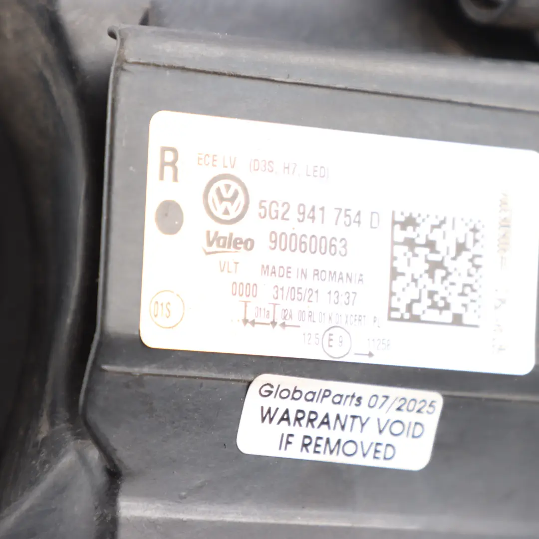 Headlight Headlamp Lamp Front Right O/S to VW Volkswagen Golf VII MK7 with Part number 5G2941754D VW Volkswagen Golf VII MK7 Headlight Headlamp Lamp Front Right O/S - SKU RHD-5G2941754D - Part number 5G2941754D