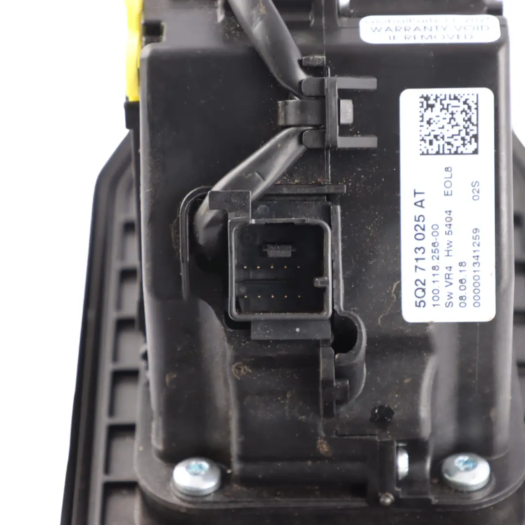 Selector Lever Linkage Mechanism to Volkswagen Golf VII Automatic Gear with Part number 5Q2713025AT Volkswagen Golf VII Automatic Gear Selector Lever Linkage Mechanism - SKU RHD-5Q2713025AT - Part number 5Q2713025AT