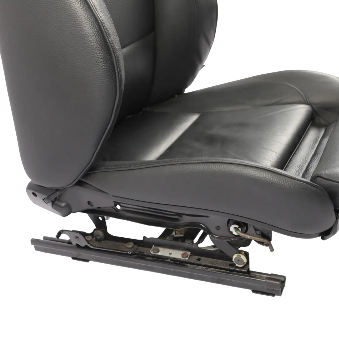 Front Seat Sport Electric Leather Dakota Black Left N/S to BMW E92 Coupe with Part number 7253243 BMW E92 Coupe Front Seat Sport Electric Leather Dakota Black Left N/S - SKU RHD-7253243-4 - Part number 7253243
