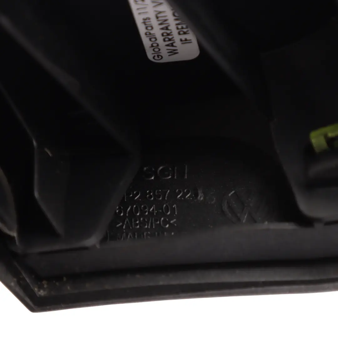 7P Instrument Cluster Air Vents Surround Trim to VW Volkswagen Touareg with Part number 7P2857226B VW Volkswagen Touareg 7P Instrument Cluster Air Vents Surround Trim - SKU RHD-7P2857226B - Part number 7P2857226B