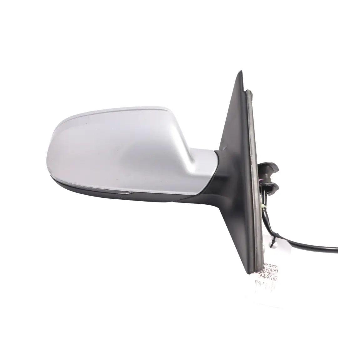 Wing Mirror Electric Adjustment Right O/S Foil Silver Metallic - Z7G to Audi A4 B8 with Part number 8K2857410AH Audi A4 B8 Wing Mirror Electric Adjustment Right O/S Foil Silver Metallic - Z7G - SKU RHD-8K2857410AH-FSI - Part number 8K2857410AH