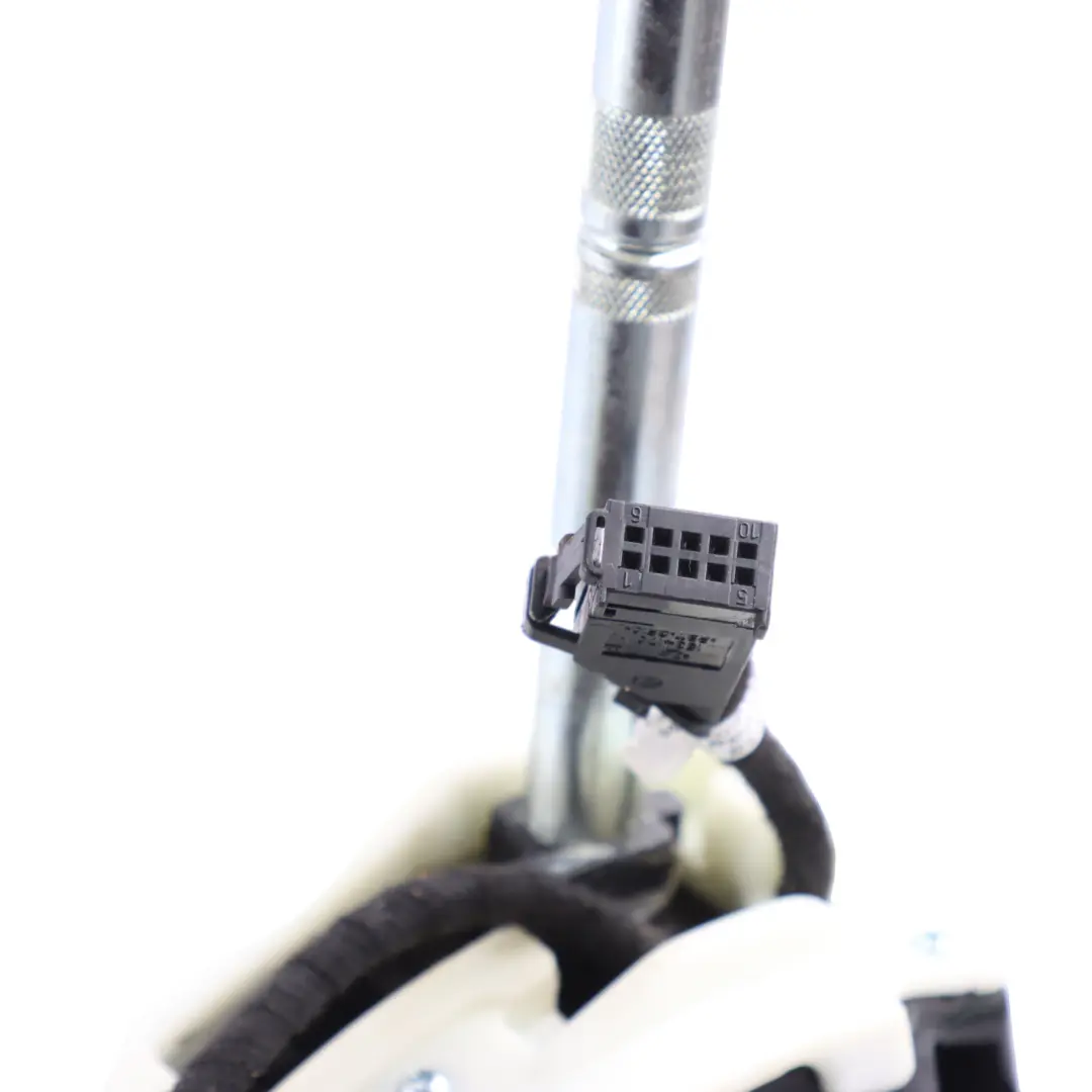 Selector Automatic Gearshift Lever Mechanism to Audi A3 S3 8V Gear with Part number 8V2713023D Audi A3 S3 8V Gear Selector Automatic Gearshift Lever Mechanism - SKU RHD-8V2713023D - Part number 8V2713023D