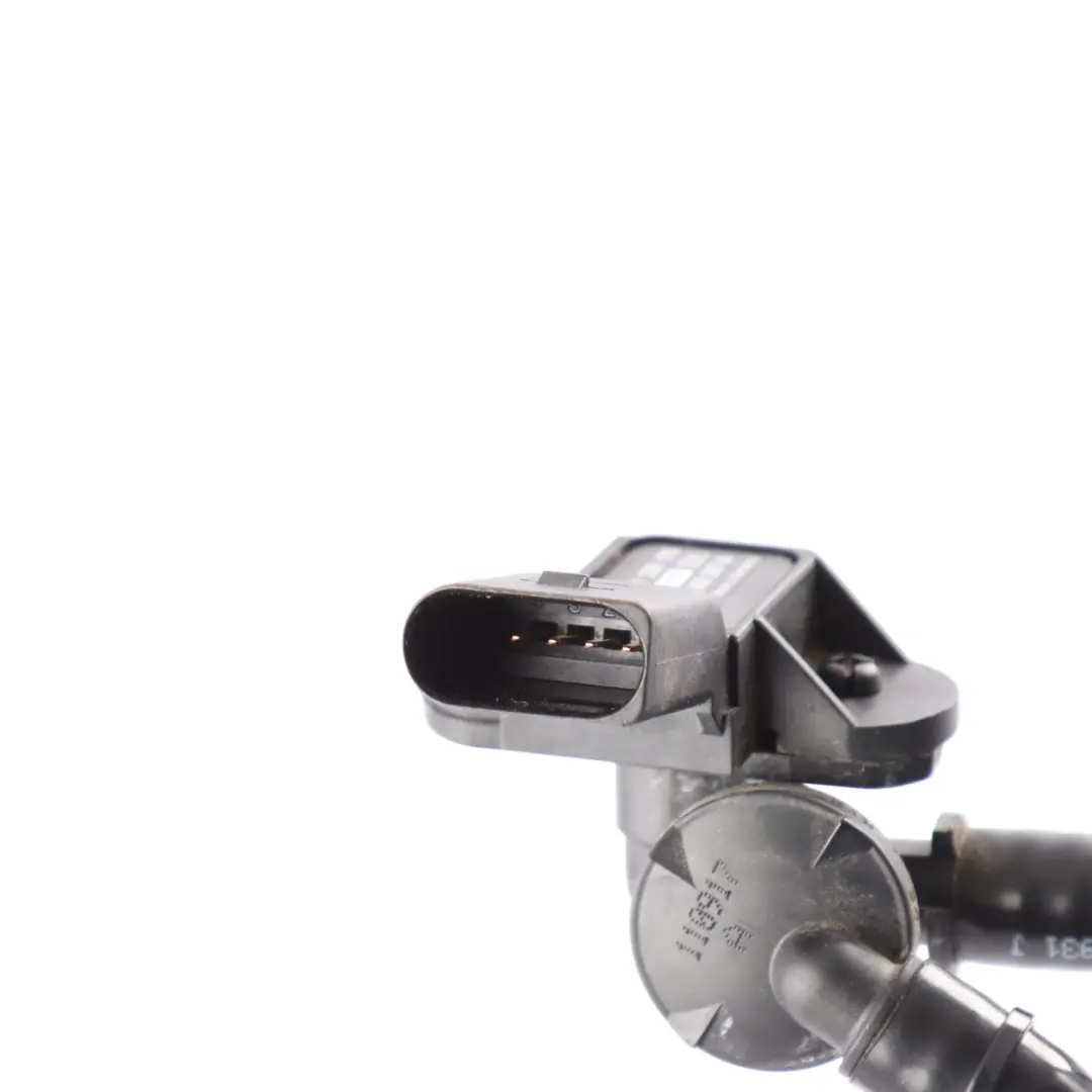 Porsche Macan 95B Brake Servo Vacuum Pipe Hose Line - SKU RHD-95B611931J - Part number 95B611931J