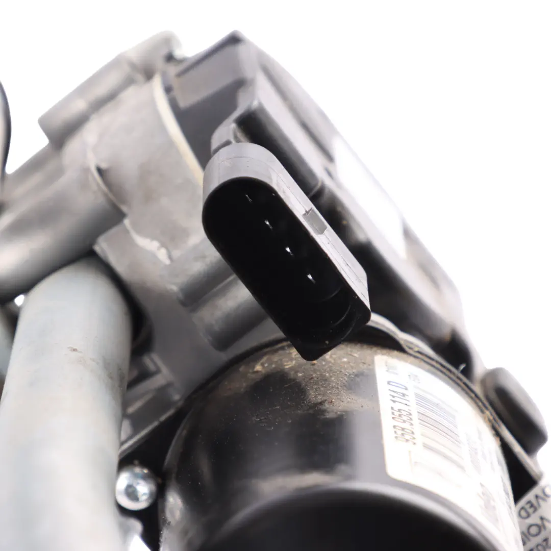 Front Windscreen Wiper System Linkage Motor to Porsche Macan 95B with Part number 95B955024E Porsche Macan 95B Front Windscreen Wiper System Linkage Motor - SKU RHD-95B955024E - Part number 95B955024E