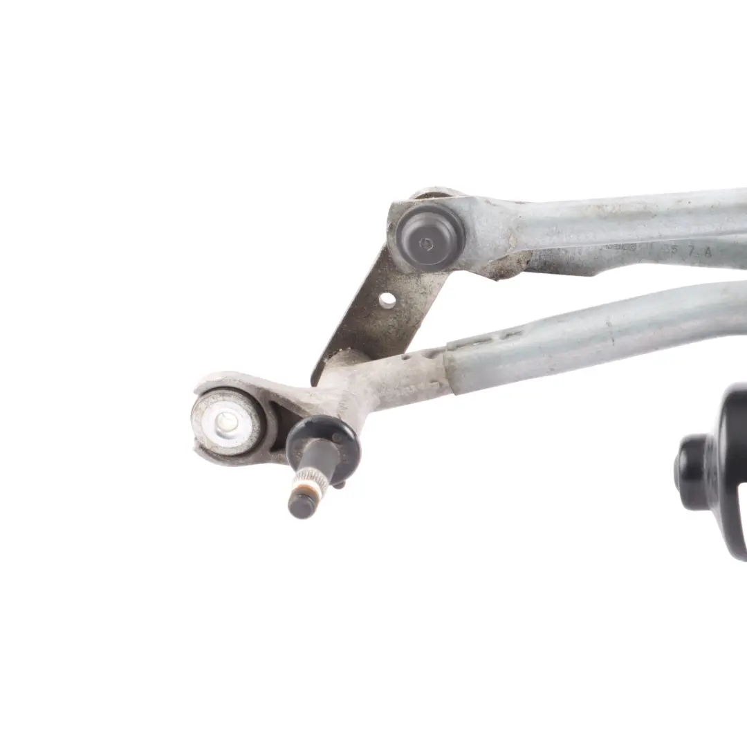 Front Windscreen Wiper System Linkage Motor 95B955114B to Porsche Macan 95B with Part number 95B955602B Porsche Macan 95B Front Windscreen Wiper System Linkage Motor 95B955114B - SKU RHD-95B955602B - Part number 95B955602B