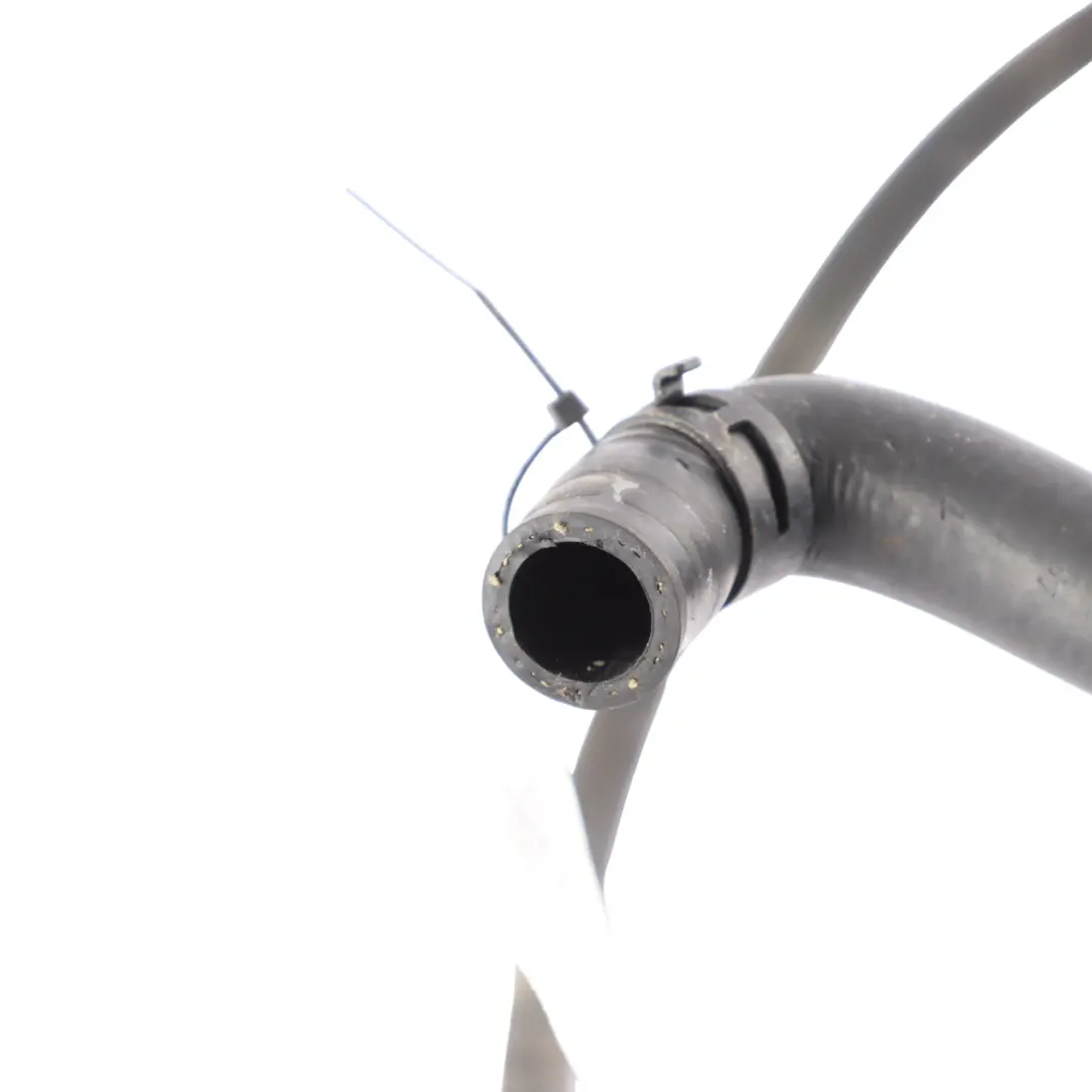 Hot Water Pipes Hoses Line Auxiliary Heater to Mercedes W221 with Part number A2218301496 Mercedes W221 Hot Water Pipes Hoses Line Auxiliary Heater - SKU RHD-A2218301496 - Part number A2218301496