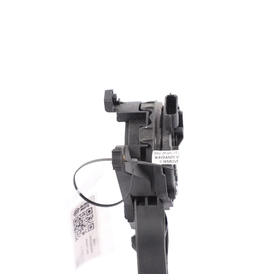 C453 Acceleration Pedal Unit Automatic to Smart Fortwo with Part number A4532900900 Smart Fortwo C453 Acceleration Pedal Unit Automatic - SKU RHD-A4532900900 - Part number A4532900900