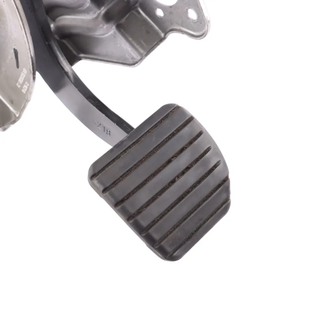 C453 Brake Pedal Assembly Unit Automatic Transmission 81007156 to Smart Fortwo with Part number A4532901800 Smart Fortwo C453 Brake Pedal Assembly Unit Automatic Transmission 81007156 - SKU RHD-A4532901800 - Part number A4532901800