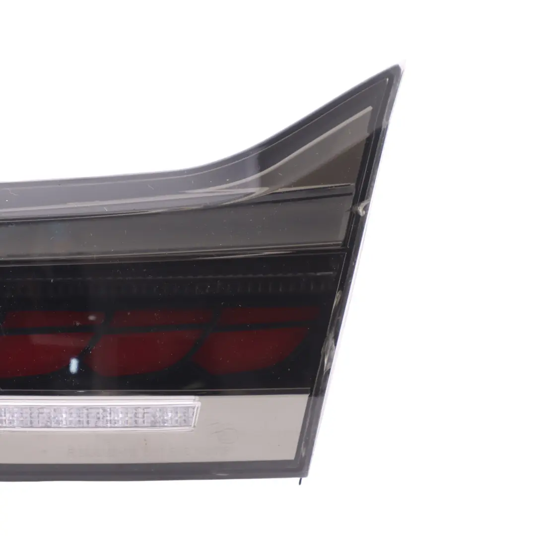 BMW F32 Lampa Tylna Wewnętrzna Prawa OLED YABBW4039114 TAIWAN - SKU YABBW4039114-2 - Numer Części YABBW4039114-2