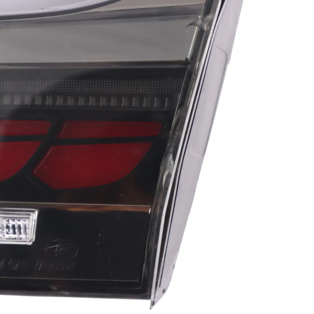 BMW F32 Lampa Tylna Wewnętrzna Prawa OLED YABBW4039114 TAIWAN - SKU YABBW4039114-2 - Numer Części YABBW4039114-2