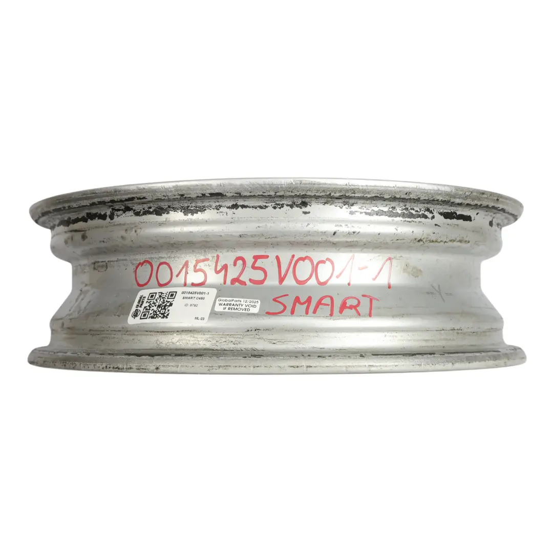 C450 Cerchio Anteriore Lega Argento 15" 4J ET:27 per Smart Fortwo con numero di parte 0015425V001 Smart Fortwo C450 Cerchio Anteriore Lega Argento 15" 4J ET:27 - SKU 0015425V001-1 - Numero di parte 0015425V001