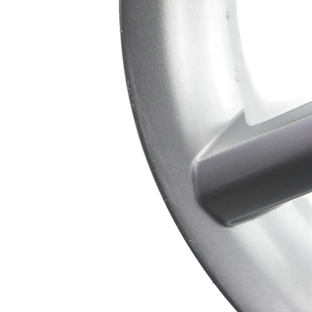 C450 Felga Aluminiowa Srebrna Przód 15" 4J ET:27 do Smart Fortwo o numerze 0015425V001 Smart Fortwo C450 Felga Aluminiowa Srebrna Przód 15" 4J ET:27 - SKU 0015425V001-1 - Numer Części 0015425V001