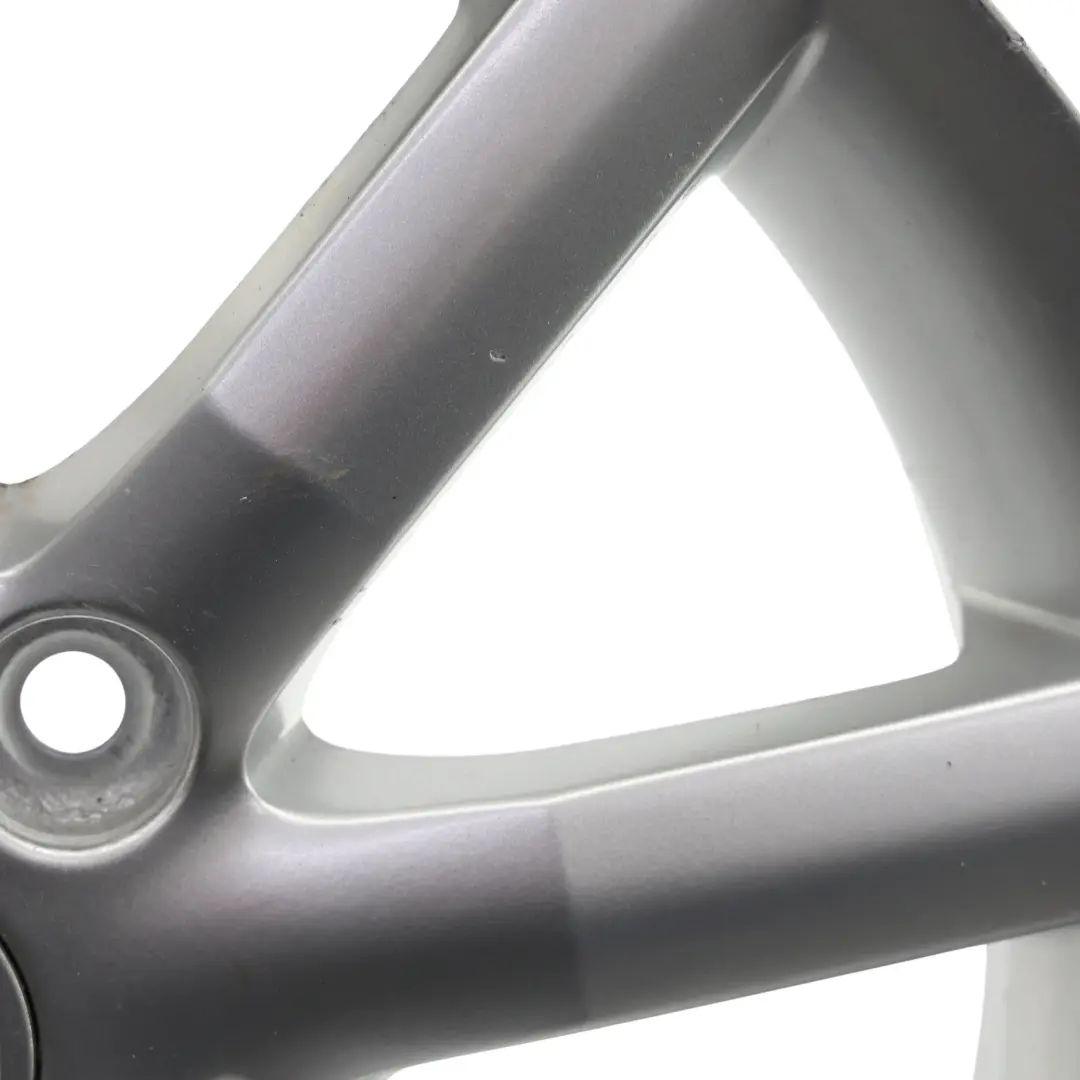 C450 Cerchio Anteriore Lega Argento 15" 4J ET:27 per Smart Fortwo con numero di parte 0015425V001 Smart Fortwo C450 Cerchio Anteriore Lega Argento 15" 4J ET:27 - SKU 0015425V001-1 - Numero di parte 0015425V001