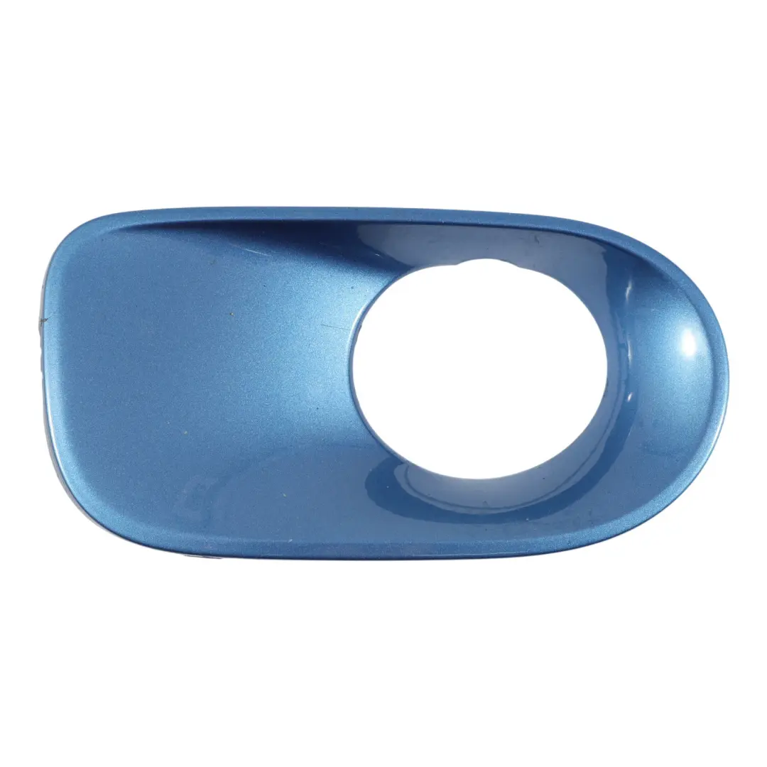 Cache Pare-Chocs Avant Droit Enjolivur Feu Bleu Estoril - 335 pour BMW X5 E53 à propos du numéro de pièce 0301730 BMW X5 E53 Cache Pare-Chocs Avant Droit Enjolivur Feu Bleu Estoril - 335 - SKU 0301730-EST - Numéro de pièce 0301730