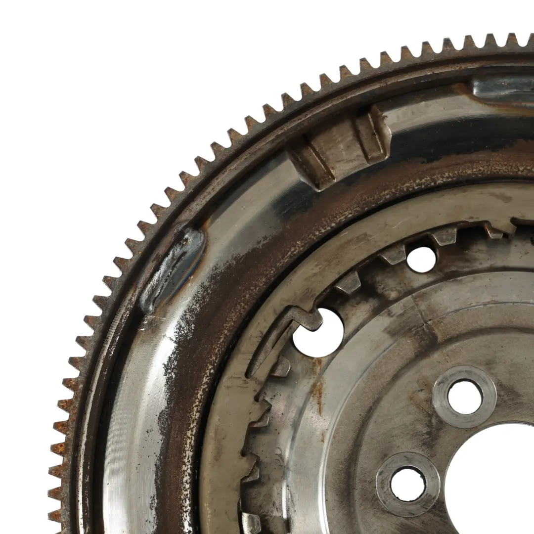 Volant Moteur Couronne De Démarreur 1.4 TSI pour Volkswagen VW Golf 7 à propos du numéro de pièce 03F105266C Volkswagen VW Golf 7 Volant Moteur Couronne De Démarreur 1.4 TSI - SKU 03F105266C - Numéro de pièce 03F105266C