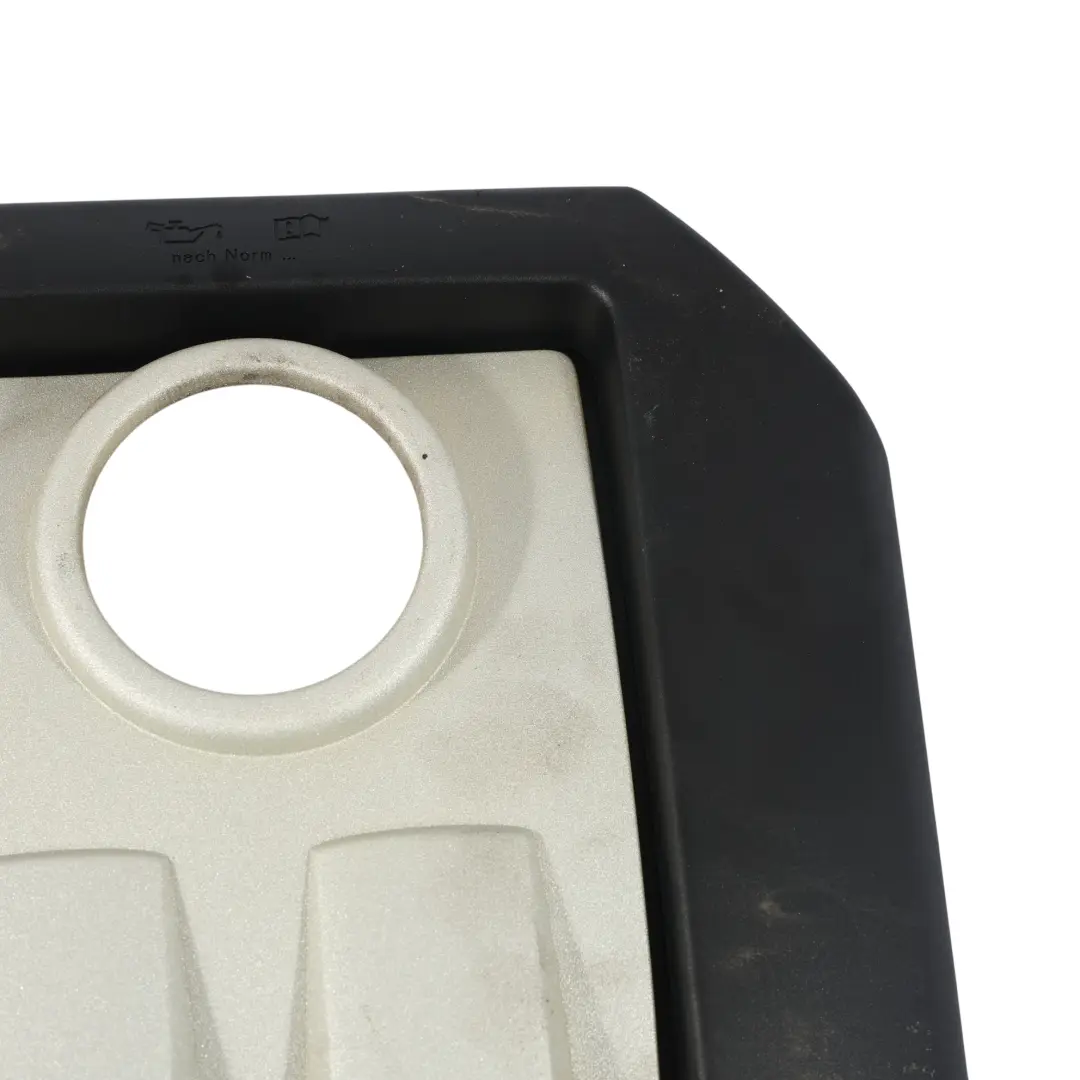 Osłona Pokrywa Silnika do VW Golf 5 Passat TDI o numerze 03G103925BL VW Golf 5 Passat TDI Osłona Pokrywa Silnika - SKU 03G103925BL - Numer Części 03G103925BL