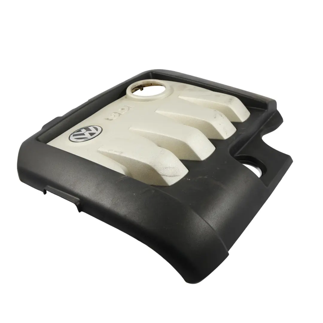 Osłona Pokrywa Silnika do VW Golf 5 Passat TDI o numerze 03G103925BL VW Golf 5 Passat TDI Osłona Pokrywa Silnika - SKU 03G103925BL - Numer Części 03G103925BL