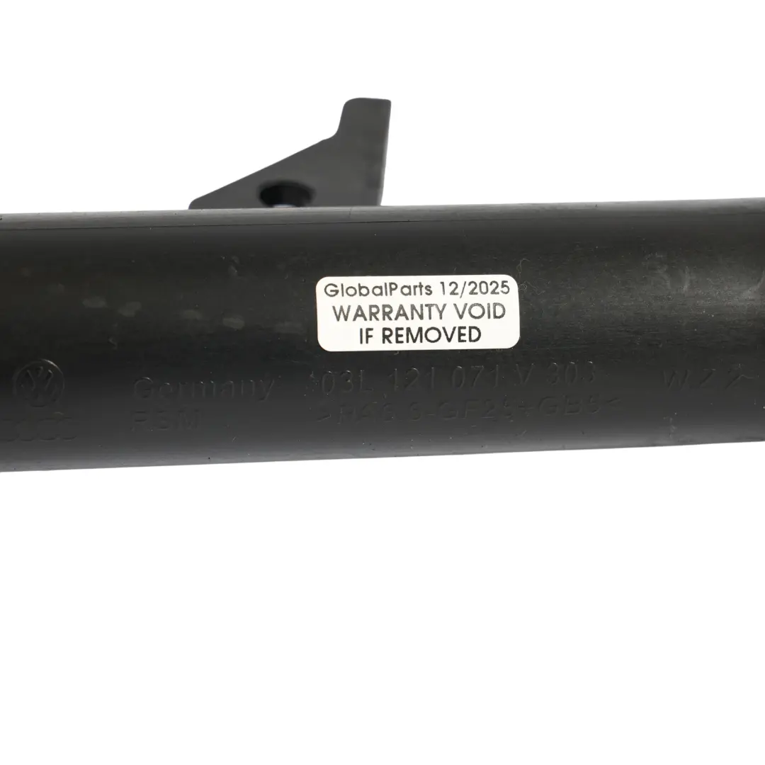 Wasser Kühl Schlauch Leitung 2.0 TDI für Audi A4 B8 A5 8T A6 C6 mit Teilenummer 03L121071 Audi A4 B8 A5 8T A6 C6 Wasser Kühl Schlauch Leitung 2.0 TDI - SKU 03L121071 - Teilenummer 03L121071