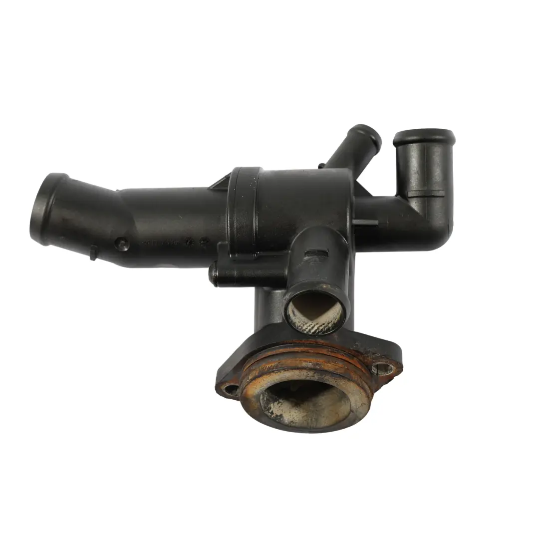 6J CFWA Motore Diesel Coperchio Alloggiamento Termostato per Seat Ibiza con numero di parte 03P121111D Seat Ibiza 6J CFWA Motore Diesel Coperchio Alloggiamento Termostato - SKU 03P121111D - Numero di parte 03P121111D