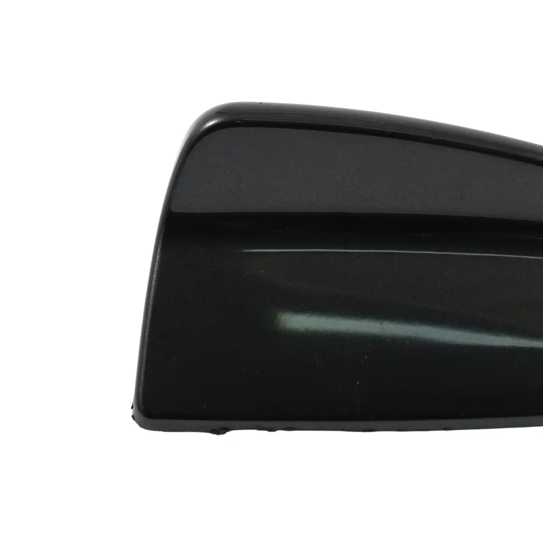 Dach Antennen Abdeckung Sophisto Grau - B90 für BMW F07 F11 X5 E70 mit Teilenummer 0420271 BMW F07 F11 X5 E70 Dach Antennen Abdeckung Sophisto Grau - B90 - SKU 0420271-SBR - Teilenummer 0420271