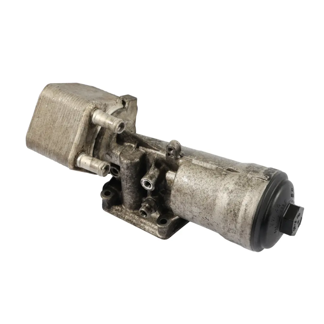 Filtro Olio Alloggiamento Raffreddamento per Audi A5 8T A3 8P Diesel con numero di parte 045115389H Audi A5 8T A3 8P Diesel Filtro Olio Alloggiamento Raffreddamento - SKU 045115389H-1 - Numero di parte 045115389H