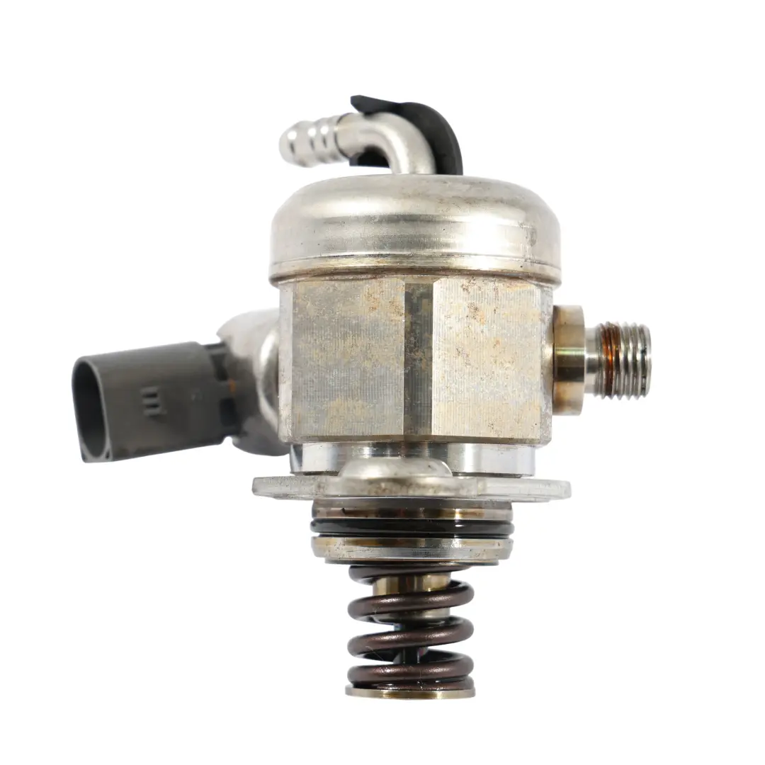 Unità Pompa Carburante Alta Pressione 1.4 TFSI Benzina per Audi A4 B9 con numero di parte 04E127025D Audi A4 B9 Unità Pompa Carburante Alta Pressione 1.4 TFSI Benzina - SKU 04E127025D - Numero di parte 04E127025D