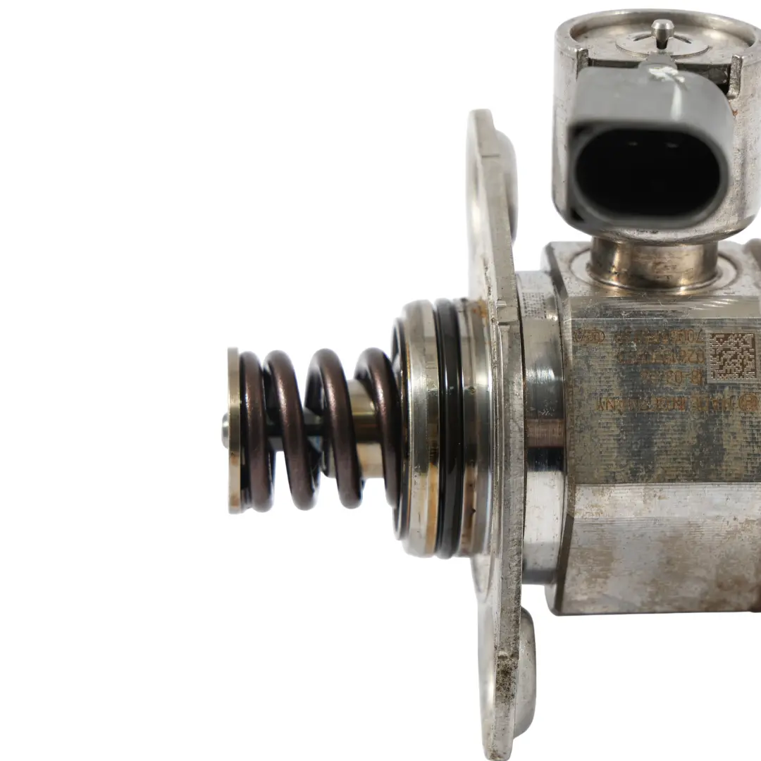 Hochdruck Kraftstoffpumpe 1.4 TFSI Benzin für Audi A4 B9 mit Teilenummer 04E127025D Audi A4 B9 Hochdruck Kraftstoffpumpe 1.4 TFSI Benzin - SKU 04E127025D - Teilenummer 04E127025D