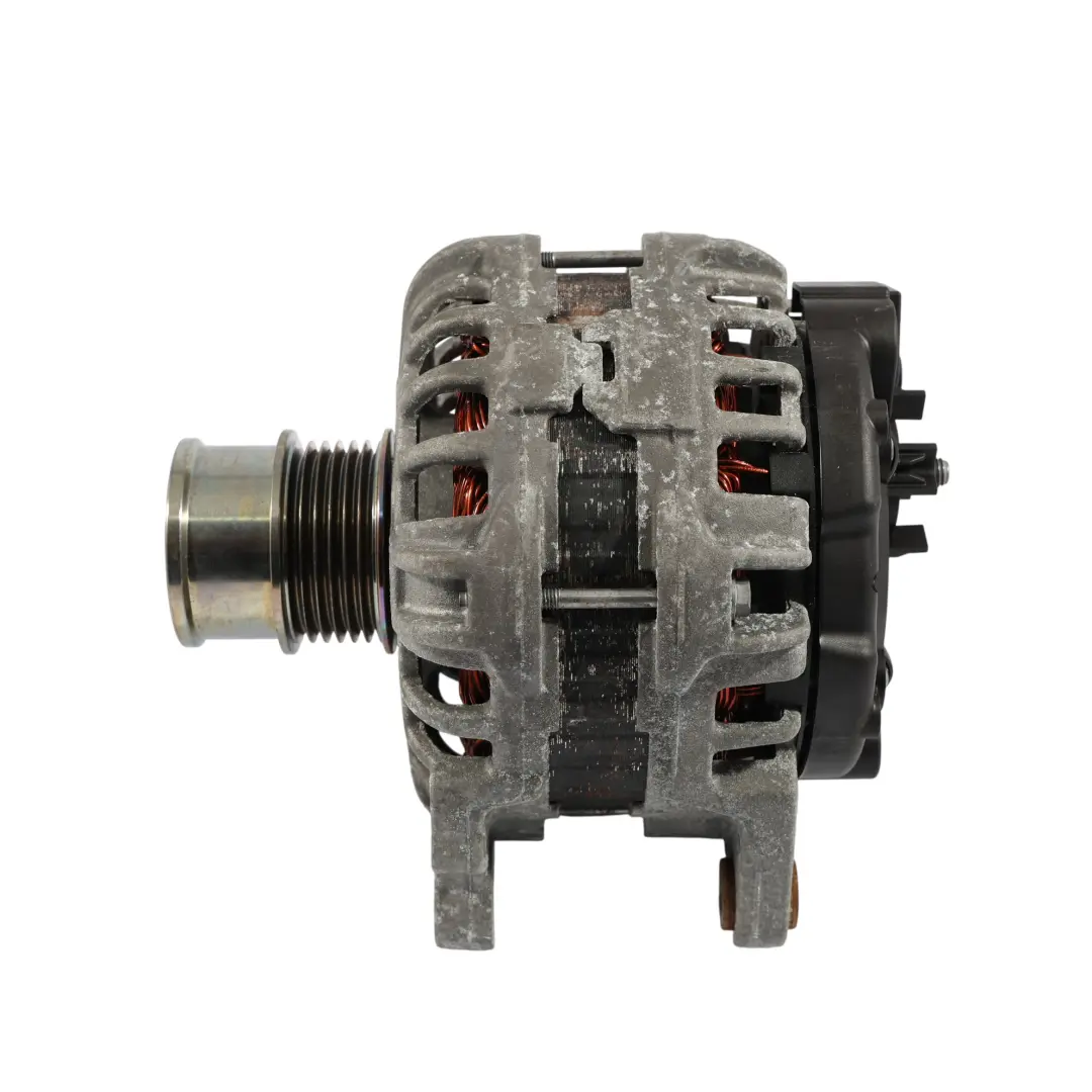 Alternatore Generatore 14V 110A per Volkswagen Polo 6R Audi A1 8X con numero di parte 04E903015A Volkswagen Polo 6R Audi A1 8X Alternatore Generatore 14V 110A - SKU 04E903015A - Numero di parte 04E903015A