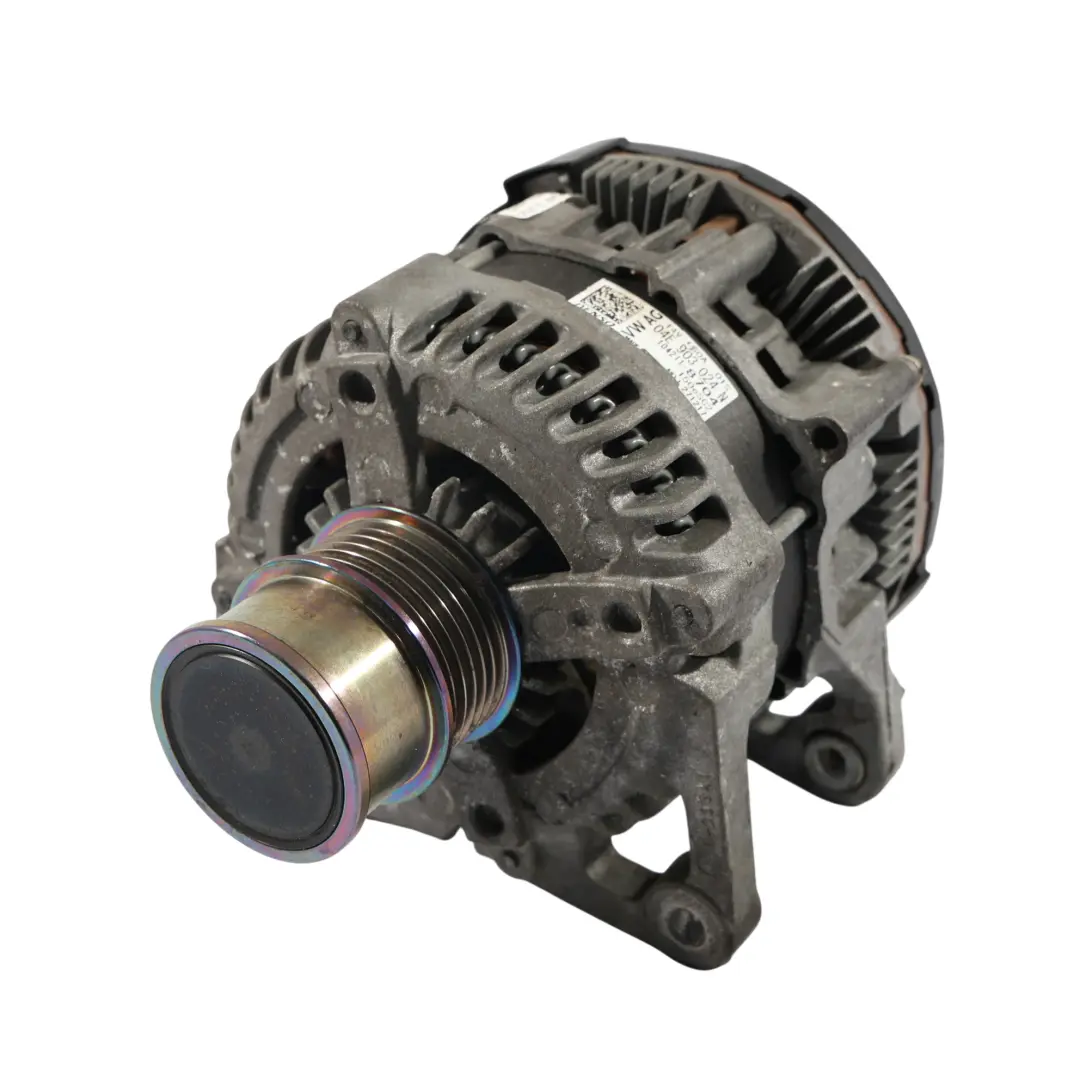 Benzin Lichtmaschine Generator Denso für Audi A4 B9 VW Polo 5 1.4 TFSI mit Teilenummer 04E903024N Audi A4 B9 VW Polo 5 1.4 TFSI Benzin Lichtmaschine Generator Denso - SKU 04E903024N - Teilenummer 04E903024N