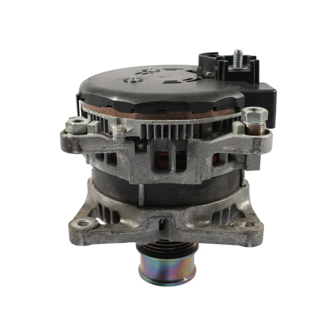 Benzin Lichtmaschine Generator Denso für Audi A4 B9 VW Polo 5 1.4 TFSI mit Teilenummer 04E903024N Audi A4 B9 VW Polo 5 1.4 TFSI Benzin Lichtmaschine Generator Denso - SKU 04E903024N - Teilenummer 04E903024N