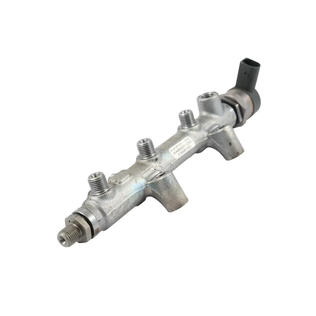 Iniezione Carburante Pressione Tubo Rail Destra 3.0 TDI per Audi A7 4G Linea con numero di parte 059130090CM Audi A7 4G Linea Iniezione Carburante Pressione Tubo Rail Destra 3.0 TDI - SKU 059130090CM - Numero di parte 059130090CM