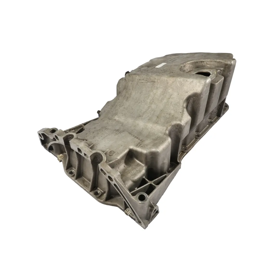 Carter D'Huile Moteur 2.0 TFSI Essence pour Audi A4 B7 A6 C6 à propos du numéro de pièce 06B103601CG Audi A4 B7 A6 C6 Carter D'Huile Moteur 2.0 TFSI Essence - SKU 06B103601CG - Numéro de pièce 06B103601CG