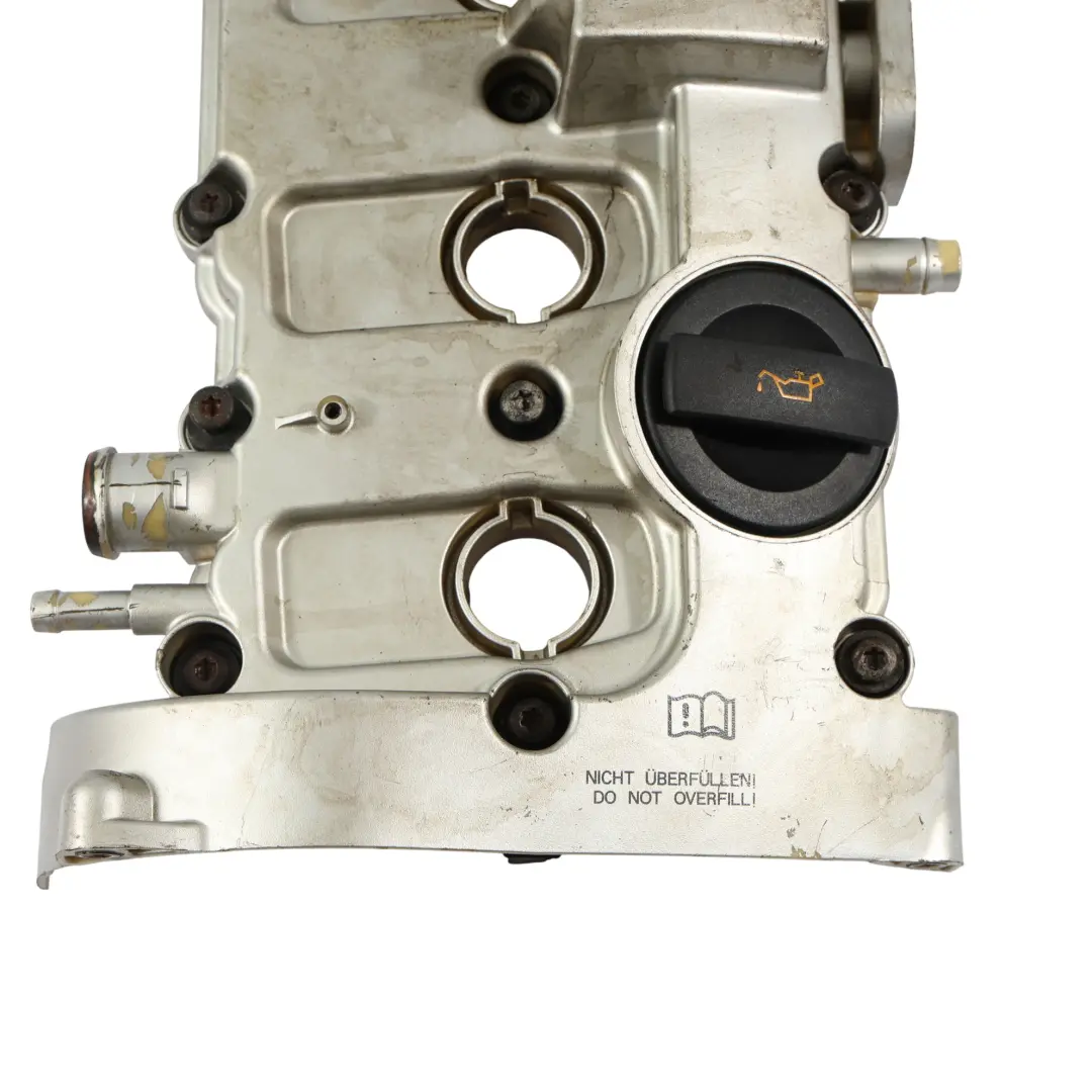 Cylinder Head Valve Cover 2.0 TFSI Petrol to Audi A4 B7 A6 C6 with Part number 06D103469M Audi A4 B7 A6 C6 Cylinder Head Valve Cover 2.0 TFSI Petrol - SKU 06D103469M - Part number 06D103469M