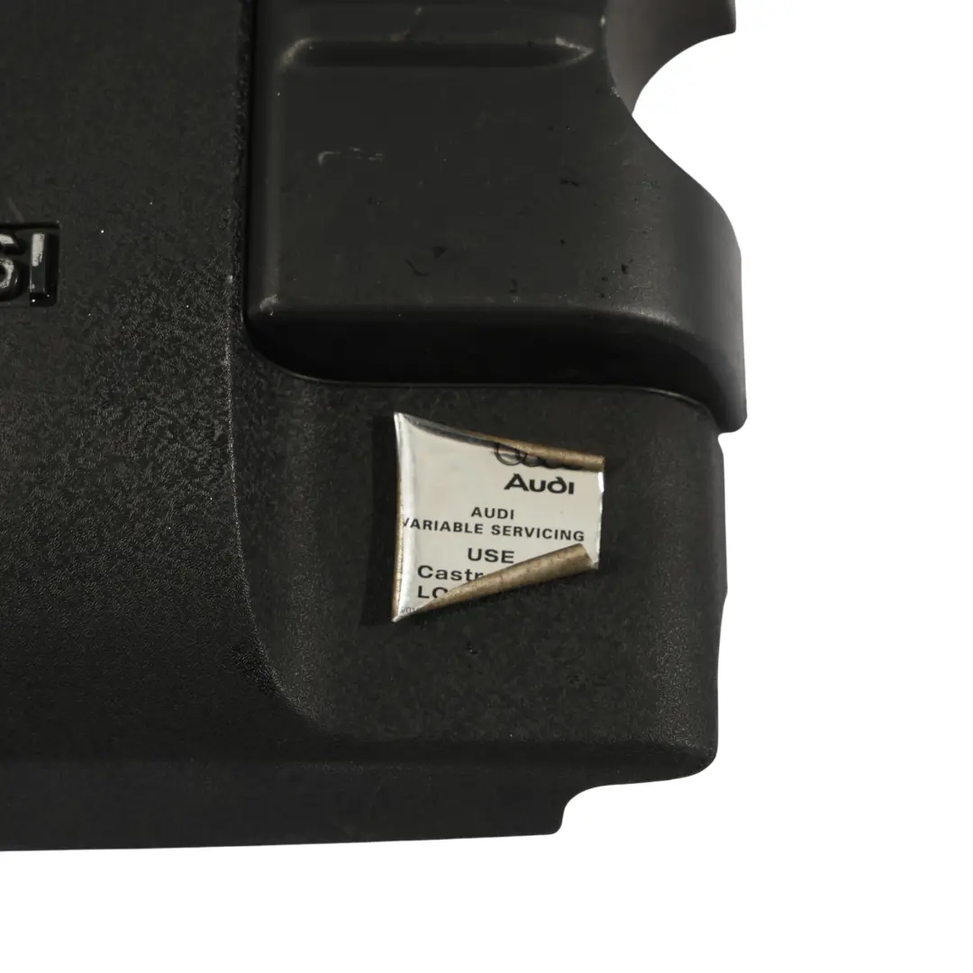 Benzin Motor Oben Obere Abdeckung Verkleidung 2.0 FSI für Audi A4 B7 mit Teilenummer 06D103925A Audi A4 B7 Benzin Motor Oben Obere Abdeckung Verkleidung 2.0 FSI - SKU 06D103925A - Teilenummer 06D103925A