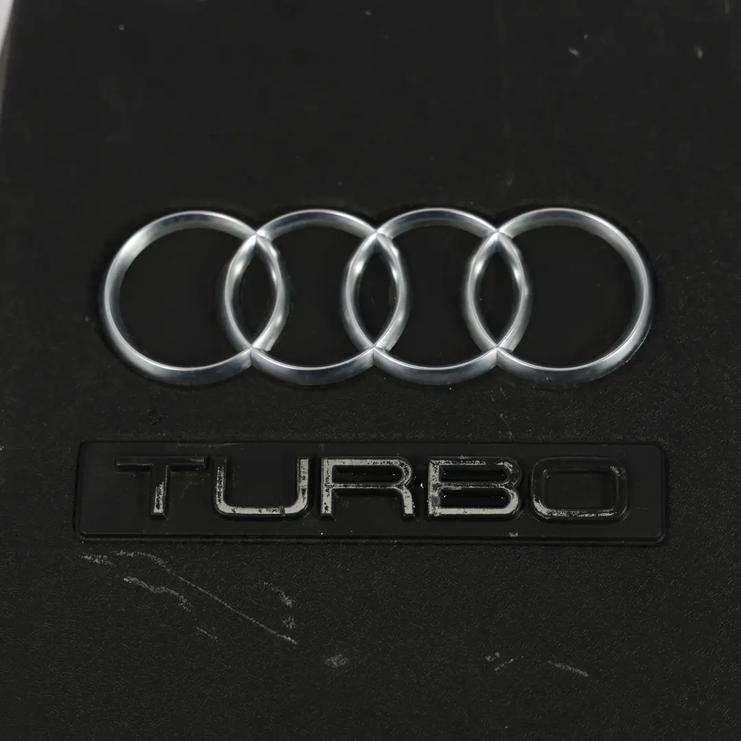 Audi A4 B7 Silnik Benzynowy Panel Osłony Górnej 2.0 FSI - SKU 06D103925A - Numer Części 06D103925A