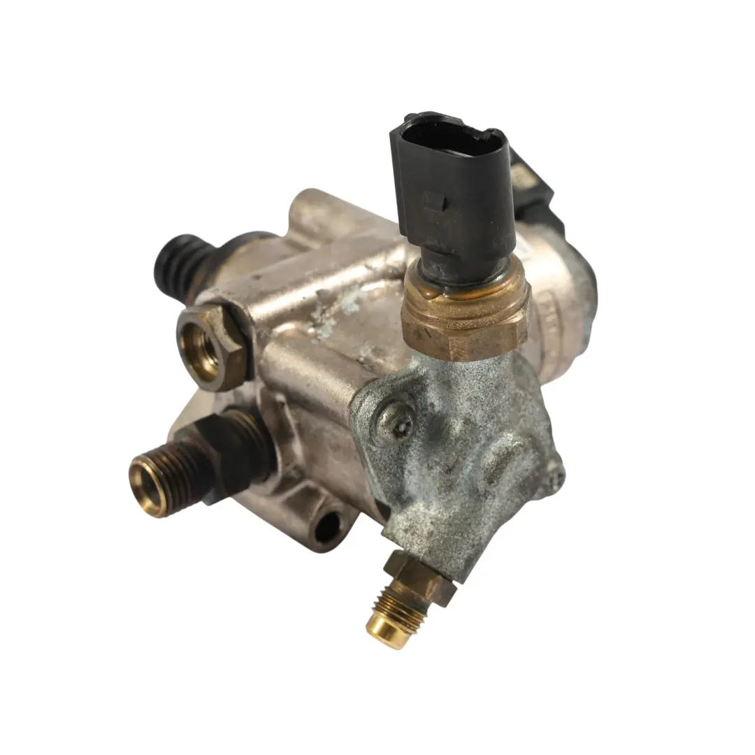 BGB Benzyna Pompa Wysokiego Ciśnienia do Audi A4 B7 2.0 TFSI o numerze 06F127025J Audi A4 B7 2.0 TFSI BGB Benzyna Pompa Wysokiego Ciśnienia - SKU 06F127025J-1 - Numer Części 06F127025J