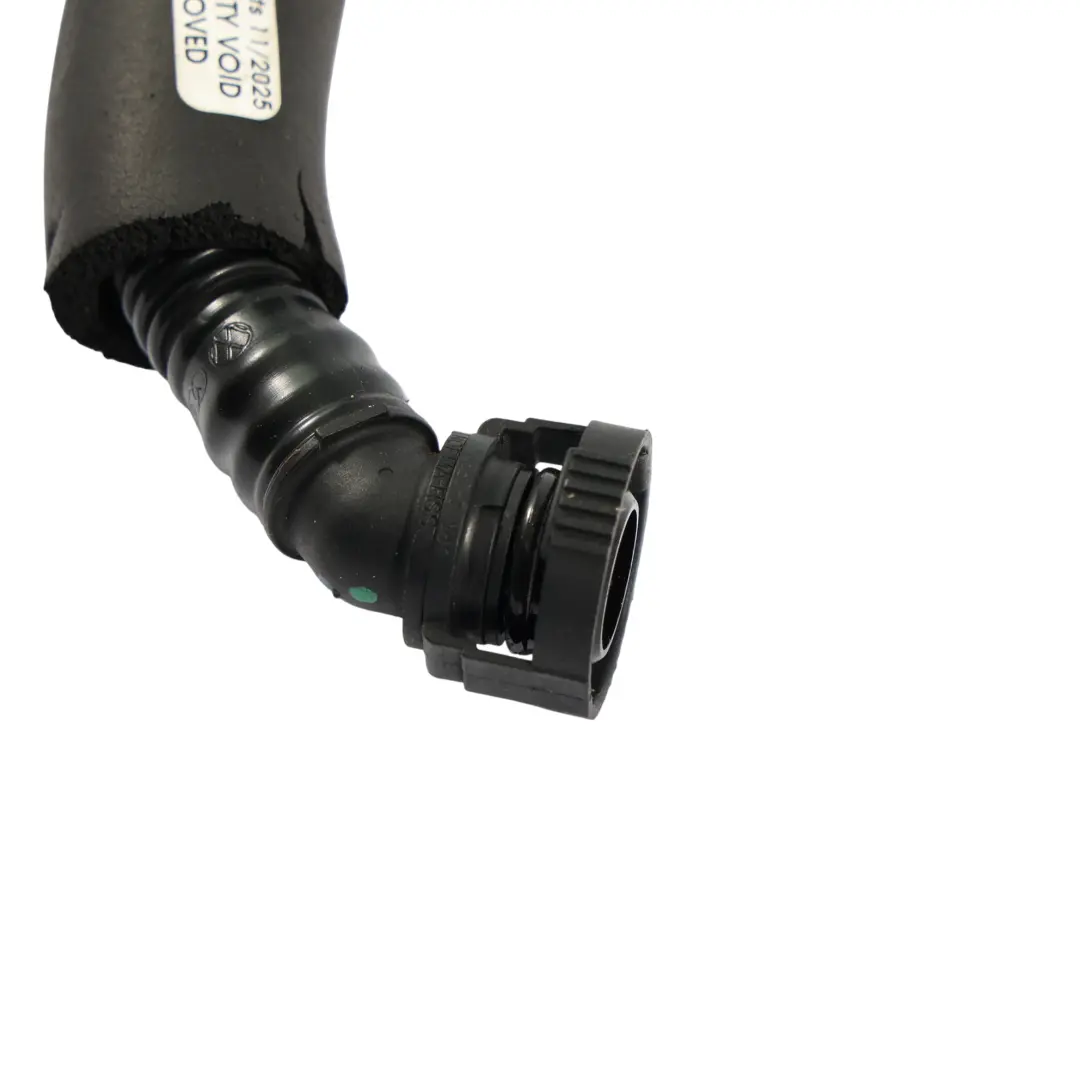 Przewód Wąż Rura Powietrza Odmy 1.8 TFSI do Audi A3 8P A4 B8 o numerze 06H103221J Audi A3 8P A4 B8 Przewód Wąż Rura Powietrza Odmy 1.8 TFSI - SKU 06H103221J - Numer Części 06H103221J