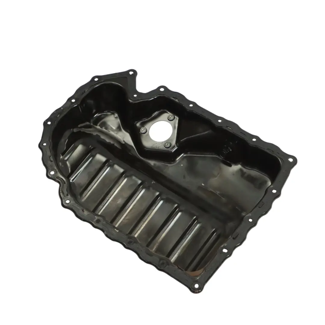 1Z Carter D'Huile Moteur Inférieur 2.0 TFSI CCZA pour Skoda Octavia RS à propos du numéro de pièce 06J103600T Skoda Octavia RS 1Z Carter D'Huile Moteur Inférieur 2.0 TFSI CCZA - SKU 06J103600T - Numéro de pièce 06J103600T