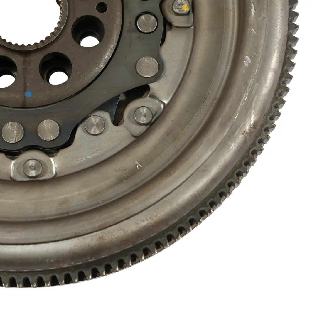 1Z Dual Mass Flywheel Automatic 2.0 TSI CCZA to Skoda Octavia RS with Part number 06J105266AE Skoda Octavia RS 1Z Dual Mass Flywheel Automatic 2.0 TSI CCZA - SKU 06J105266AE - Part number 06J105266AE