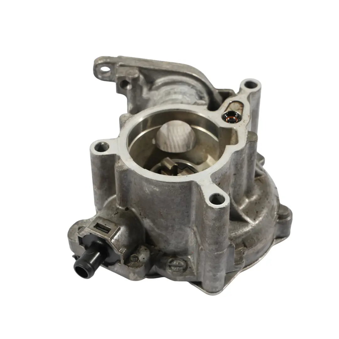 Skoda Octavia Mk2 1Z Audi A4 B8 Vacuum Pump 2.0 TFSI Petrol Engine - SKU 06J145100C - Part number 06J145100C