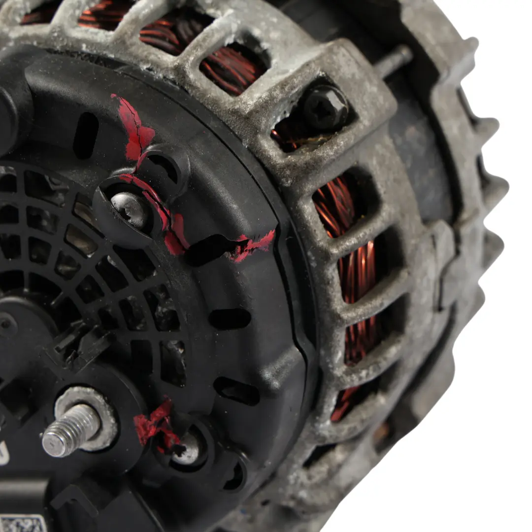 Alternatore Generatore 14V 140A 6J903023G per VW Volkswagen Polo Gti 6R Golf Mk7 con numero di parte 06J903023G VW Volkswagen Polo Gti 6R Golf Mk7 Alternatore Generatore 14V 140A 6J903023G - SKU 06J903023G-1 - Numero di parte 06J903023G