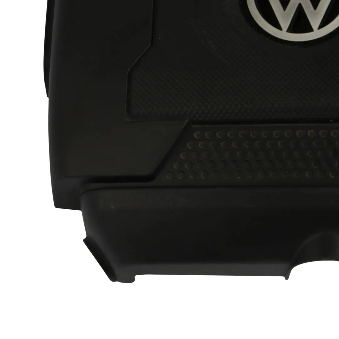 Cache Supérieur Capot Moteur Essence 2.0 TSI pour Volkswagen Golf Mk7 à propos du numéro de pièce 06K103925BN Volkswagen Golf Mk7 Cache Supérieur Capot Moteur Essence 2.0 TSI - SKU 06K103925BN - Numéro de pièce 06K103925BN