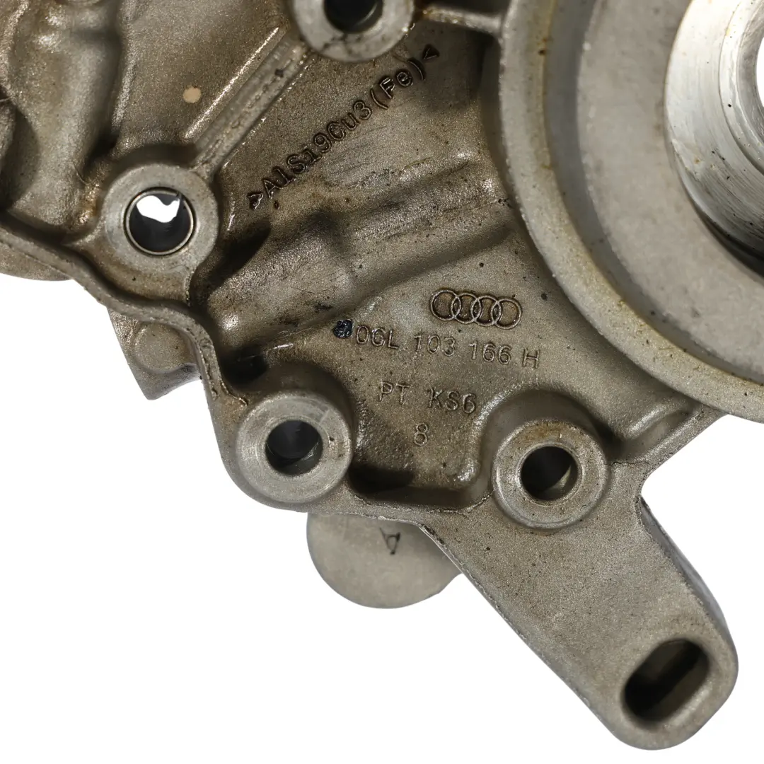 Couvercle D'Arbre À Cames 2.0 TFSI QUATTRO CWZA pour Audi A1 S1 8X à propos du numéro de pièce 06L103144F Audi A1 S1 8X Couvercle D'Arbre À Cames 2.0 TFSI QUATTRO CWZA - SKU 06L103144F - Numéro de pièce 06L103144F