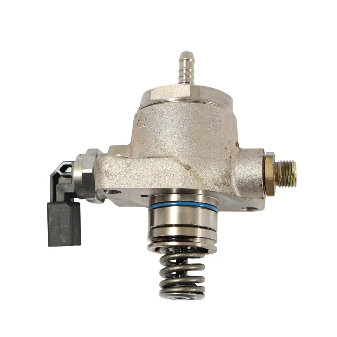 VW Golf Mk7 Audi A3 S3 8V Pompe Carburant Haute Pression 2.0 TFSI - SKU 06L127027C - Numéro de pièce 06L127027C