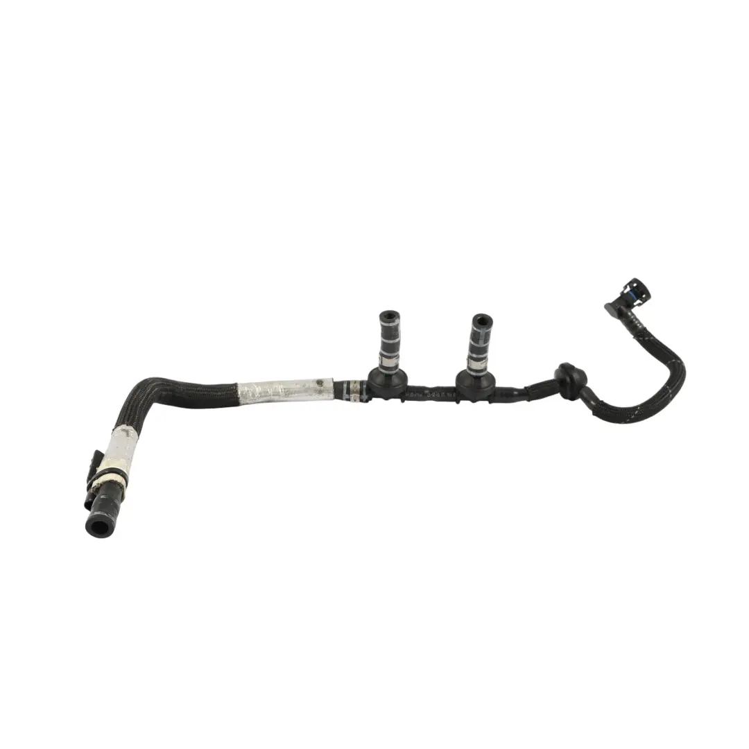 Tuyau De Reniflard D'Air Moteur 2.9 TFSI pour Audi RS4 B9 RS5 F5 à propos du numéro de pièce 06M133240BT Audi RS4 B9 RS5 F5 Tuyau De Reniflard D'Air Moteur 2.9 TFSI - SKU 06M133240BT - Numéro de pièce 06M133240BT